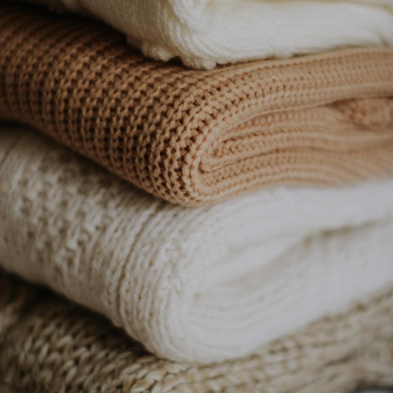 Throws – Incredible Rugs and Decor