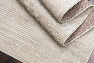 Dynamic Rugs Arten 3752 Light Grey Area Rug Close Up