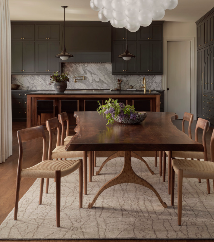 Loloi Odyssey OD-03 Sand/Taupe Area Rug – Incredible Rugs and Decor