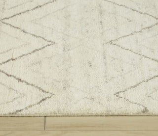 Rizzy Posh PSH002 White  Brown Area Rug Edge