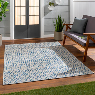 Surya Eagean EAG-2332 Area Rug Room Scene Featured 