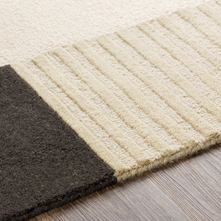 Surya Emma EMM-2303 Area Rug Edge 