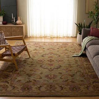 Safavieh Heritage 811 Green/Gold Area Rug Room Scene Feature