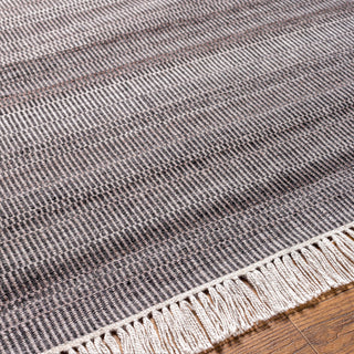 Surya Lily LYI-2304 Area Rug Edge