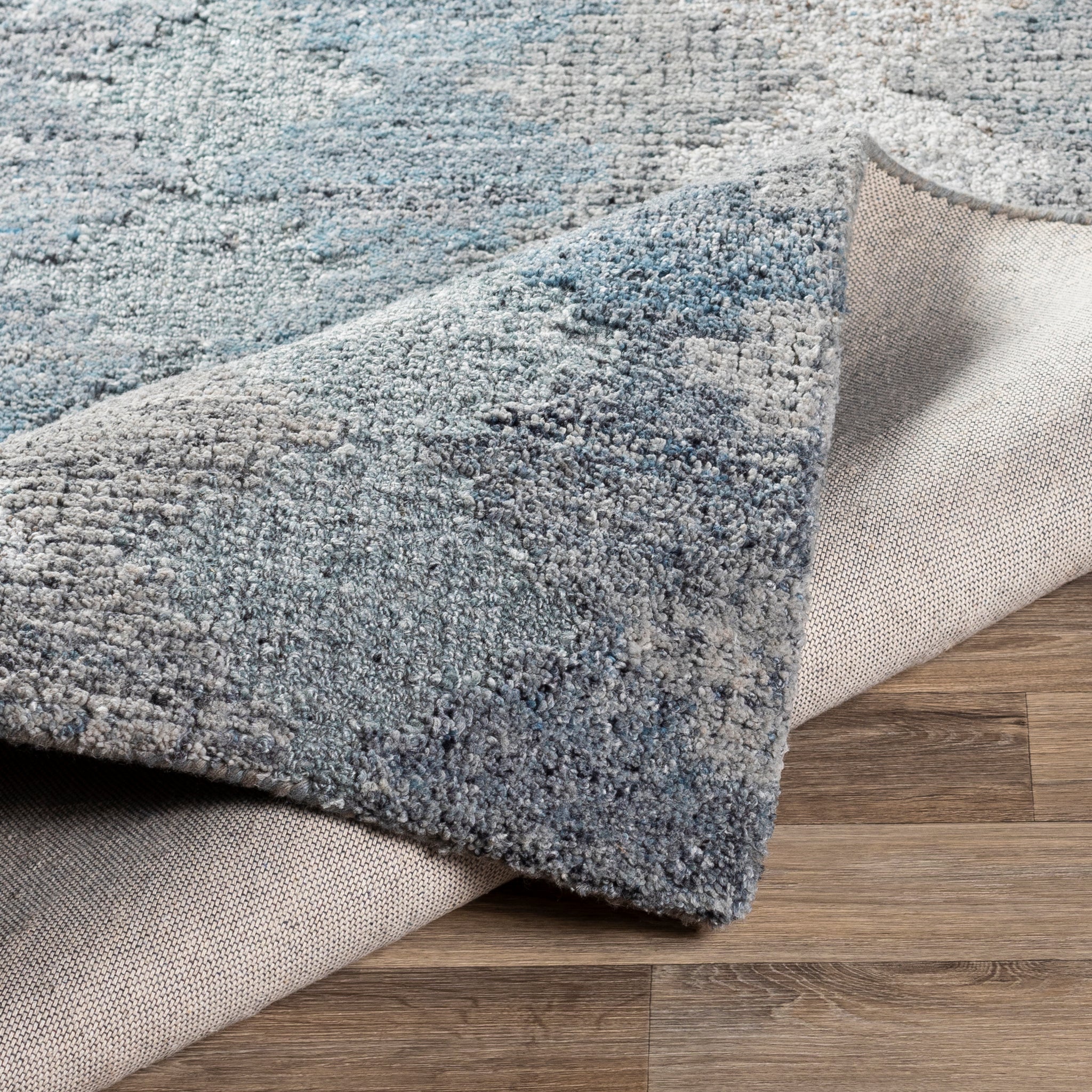 Surya Montclair MTC-2306 Area Rug – Incredible Rugs and Decor