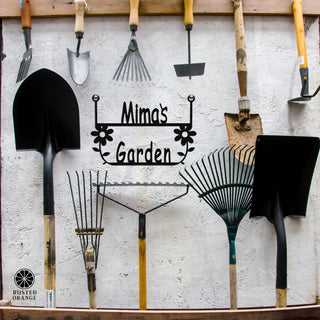 Garden Hanger Sign - 2 Styles - Decorative Garden Signs Gifts for Men and Women