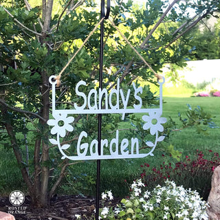 Garden Hanger Sign - 2 Styles - Decorative Garden Signs Gifts for Men and Women