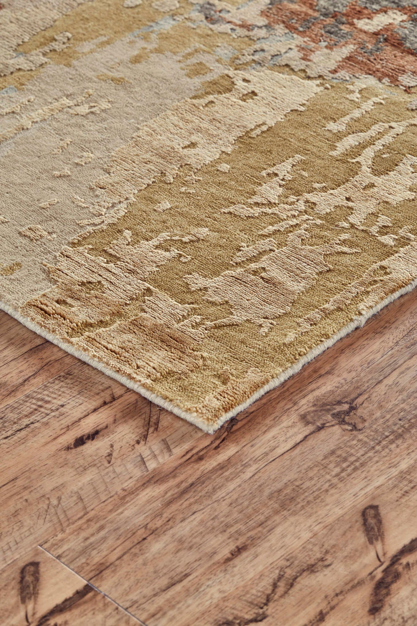 Havila Fine Rugs Lode R1006 Beige/Gold Area Rug – Incredible Rugs and Decor