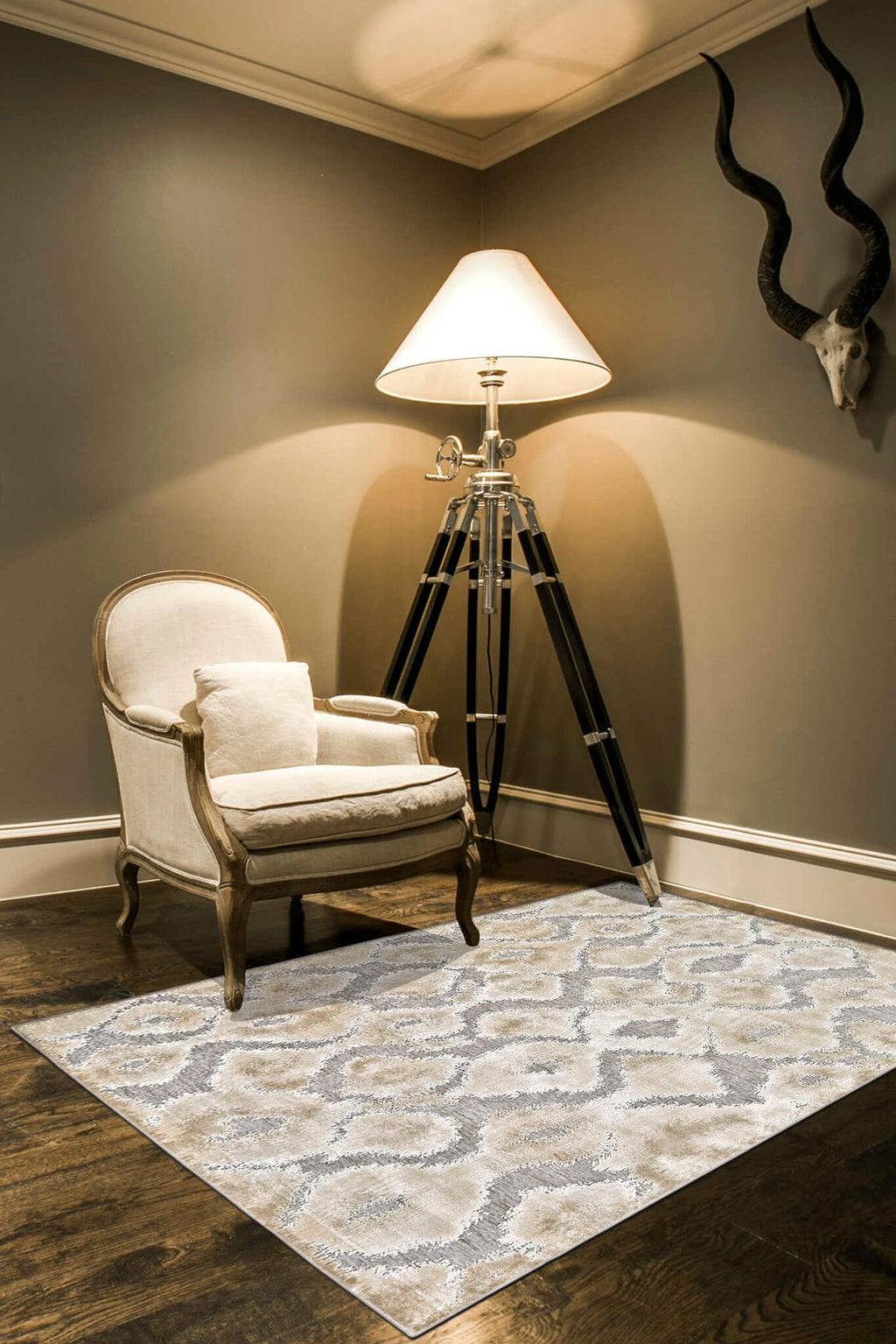 Feizy Saphir Zam 3250F Pewter/Gray Area Rug Lifestyle Image Feature