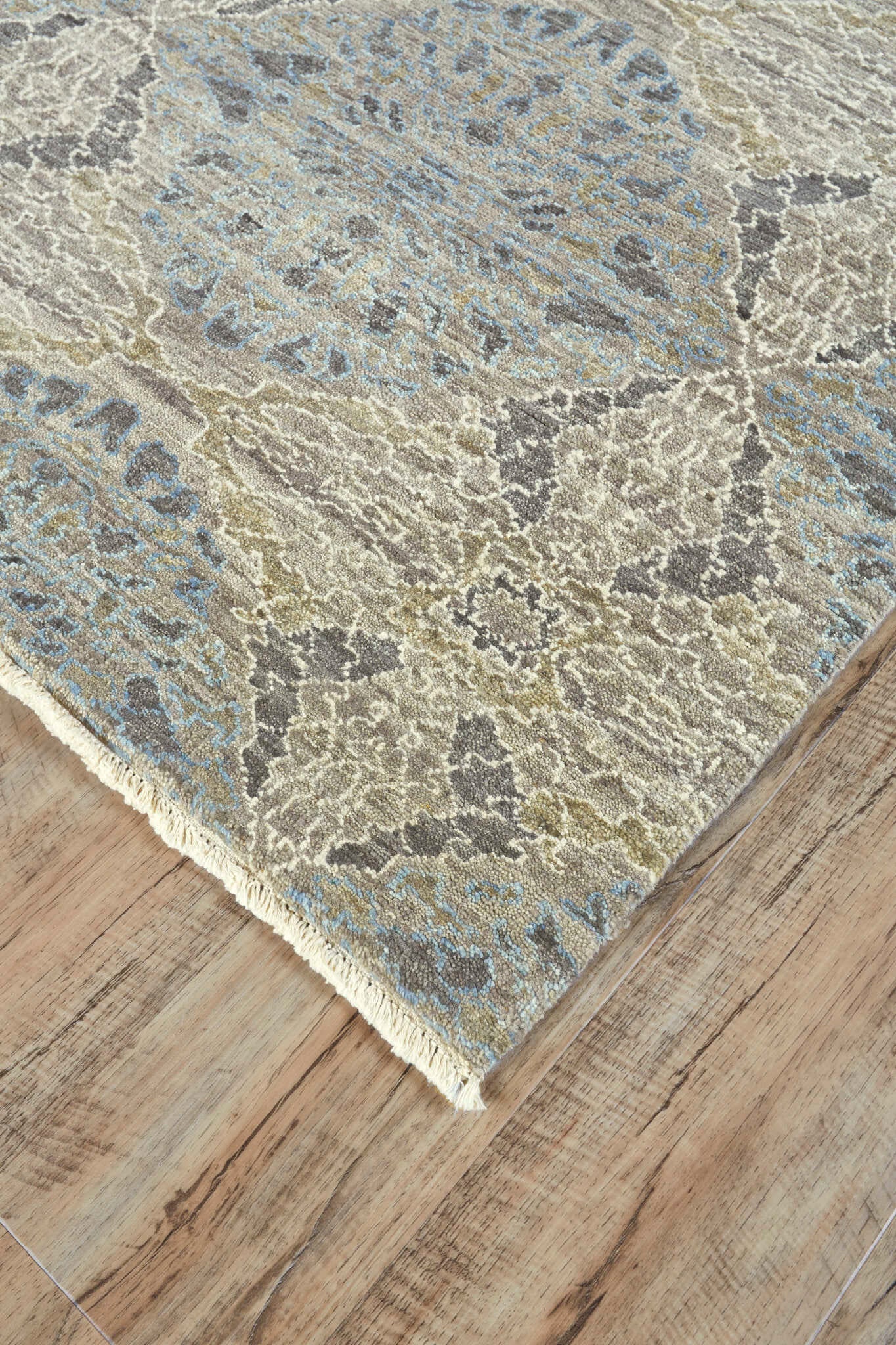 Havila Fine Rugs Destiny H1359 Storm Area Rug – Incredible Rugs and Decor