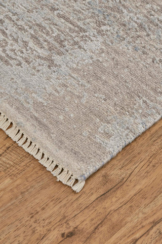 Havila Fine Rugs Mott R1052 Ivory/Blue Area Rug