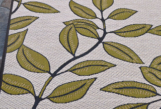Couristan Dolce Summer Ivy Ivory Olive Area Rug Corner Image