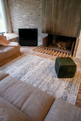 Louis De Poortere Antiquarian Kilim 9114 Medina White Area Rug Lifestyle Image Feature