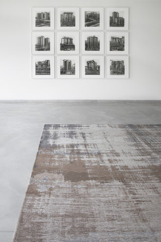 Louis De Poortere Atlantic Venetian Dust 9195 Padua Beige Area Rug Lifestyle Image Feature