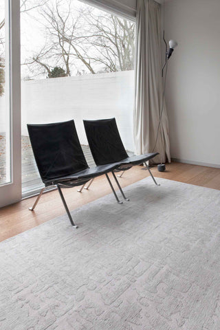Louis De Poortere Structures Baobab 9198 Tsingy Oyster Area Rug Lifestyle Image Feature
