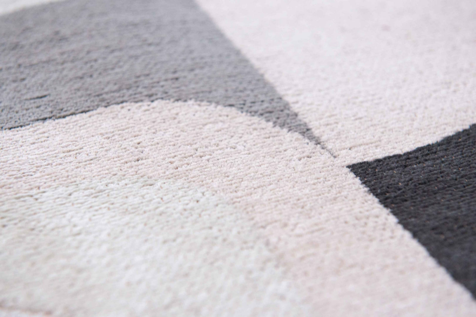 Louis De Poortere Nuance Module 9206 Saxon Beige Area Rug – Incredible ...