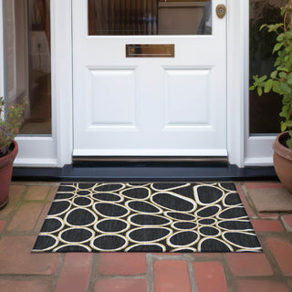 Piper Looms Chantille Circles ACN1041 Black Machine Washable Area Rug Scatter Outdoor Lifestyle Image Feature