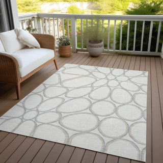 Piper Looms Chantille Circles ACN1041 Ivory Machine Washable Area Rug Outdoor Lifestyle Image Feature