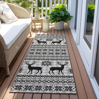 Piper Looms Chantille Christmas ACN1820 Silver Machine Washable Area Rug Runner Outdoor Lifestyle Image Feature