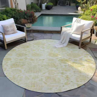 Piper Looms Chantille Damask ACN1833 Gold Machine Washable Area Rug Round Outdoor Lifestyle Image Feature