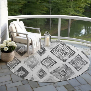 Piper Looms Chantille Aztec ACN1861 Gray Machine Washable Area Rug Round Outdoor Lifestyle Image Feature