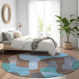 Piper Looms Chantille Abstract ACN1867 Brown Machine Washable Area Rug Round Lifestyle Image Feature