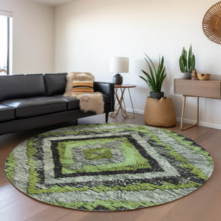 Piper Looms Chantille Aztec ACN1890 Aloe Machine Washable Area Rug Round Lifestyle Image Feature