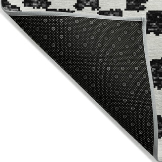 Piper Looms Chantille Geometric ACN1958 Black Machine Washable Area Rug Backing Image