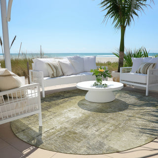 Piper Looms Chantille Abstract ACN1980 Gold Machine Washable Area Rug Round Outdoor Lifestyle Image Feature