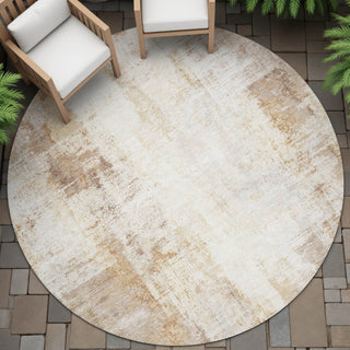 Piper Looms Chantille Modern ACN2171 Copper Machine Washable Area Rug Round Outdoor Lifestyle Image Feature