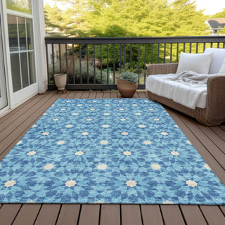 Piper Looms Chantille Spiral ACN734 Denim Machine Washable Area Rug Outdoor Lifestyle Image Feature