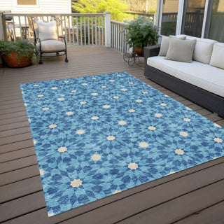 Piper Looms Chantille Spiral ACN734 Denim Machine Washable Area Rug Outdoor Lifestyle Image Feature