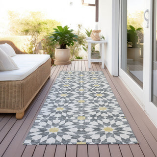 Piper Looms Chantille Spiral ACN734 Gray Machine Washable Area Rug Runner Outdoor Lifestyle Image Feature