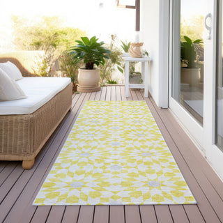 Piper Looms Chantille Spiral ACN734 Yellow Machine Washable Area Rug Runner Outdoor Lifestyle Image Feature
