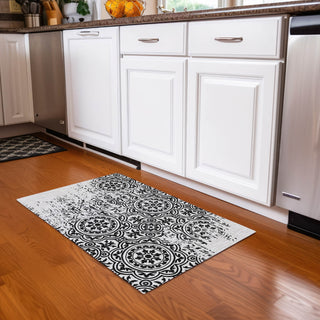 Piper Looms Chantille Medallions ACN758 Black Machine Washable Area Rug Scatter Lifestyle Image Feature