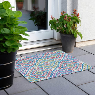 Piper Looms Chantille Diamond ACN761 White Machine Washable Area Rug Scatter Outdoor Lifestyle Image Feature