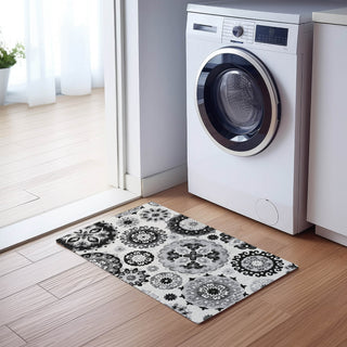 Piper Looms Chantille Kaleidoscope ACN763 Black Machine Washable Area Rug Scatter Lifestyle Image Feature