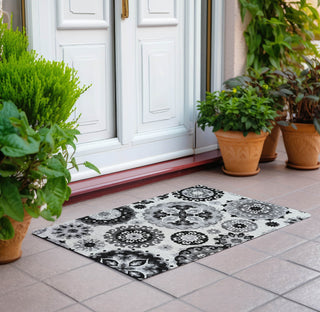 Piper Looms Chantille Kaleidoscope ACN763 Black Machine Washable Area Rug Scatter Outdoor Lifestyle Image Feature