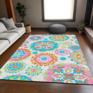 Piper Looms Chantille Kaleidoscope ACN763 White Machine Washable Area Rug Lifestyle Image Feature