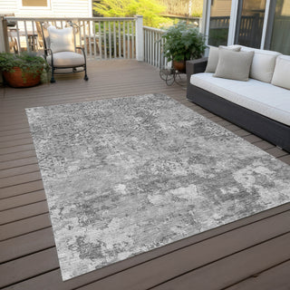Piper Looms Chantille Lattice ACN769 Gray Machine Washable Area Rug Outdoor Lifestyle Image Feature
