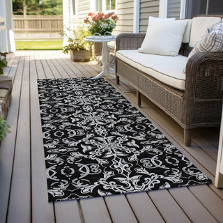 Piper Looms Chantille Medallions ACN785 Ivory Machine Washable Area Rug Runner Outdoor Lifestyle Image Feature