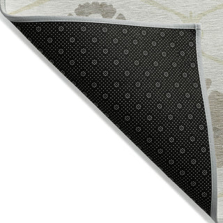 Piper Looms Chantille Medallions ACN858 Ivory Machine Washable Area Rug Backing Image