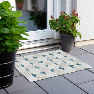 Piper Looms Chantille Circles ACN870 Teal Machine Washable Area Rug Scatter Outdoor Lifestyle Image Feature