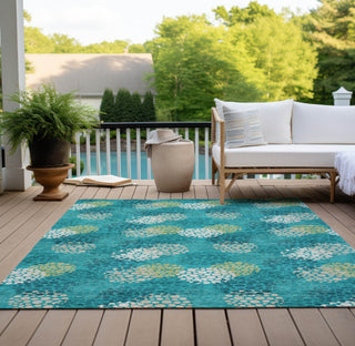 Piper Looms Chantille Circles ACN908 Emerald Machine Washable Area Rug Outdoor Lifestyle Image Feature