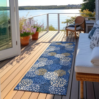 Piper Looms Chantille Circles ACN908 Navy Machine Washable Area Rug Runner Outdoor Lifestyle Image Feature