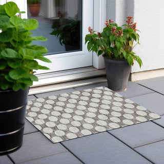 Piper Looms Chantille Circles ACN921 Taupe Machine Washable Area Rug Scatter Outdoor Lifestyle Image Feature