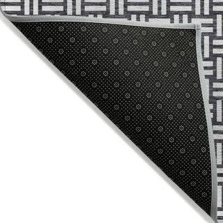Piper Looms Chantille Squares ACN925 Black Machine Washable Area Rug Backing Image