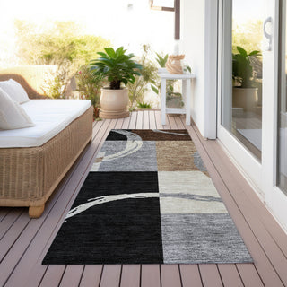 Piper Looms Chantille Geometric ACN943 Pewter Machine Washable Area Rug Runner Outdoor Lifestyle Image Feature