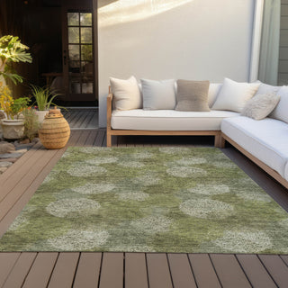 Piper Looms Chantille Circles ACN977 Green Machine Washable Area Rug Outdoor Lifestyle Image Feature