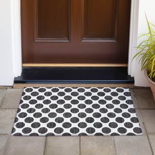 Piper Looms Chantille Circles ACN980 Black Machine Washable Area Rug Scatter Outdoor Lifestyle Image Feature